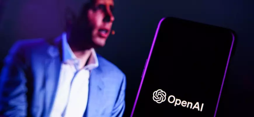 The head of ChatGPT fears a dangerous race towards AI and calls for global regulations.