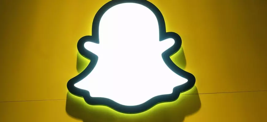 Snapchat is banking on paid subscriptions to attract creators.