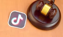 O TikTok está sob investigação do sistema judiciário francês após um experimento chocante conduzido pelo Ministério da Educação.