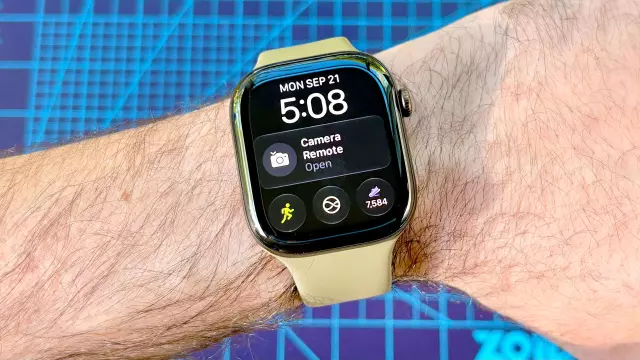 How to Add the New Dynamic Step Count Widget to Your Apple Watch