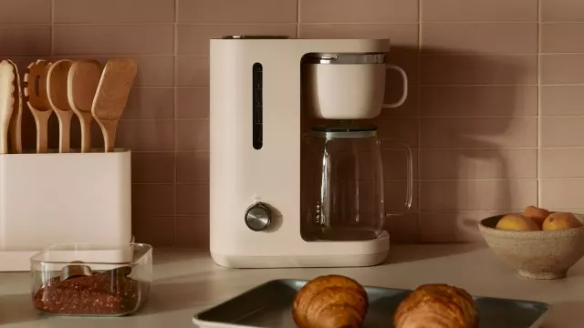 No Plastic, Just Coffee: How Caraway's First-Ever Coffee Maker Redefines the Brew
