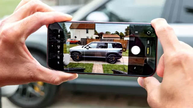 How to Customize Pro Controls Layout on an iPhone 18 Pro and 18 Pro Max