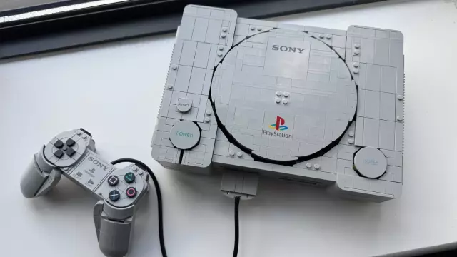 I Spent 5 Hours Building the New Lego PlayStation: Here Are My 4 Favorite Features