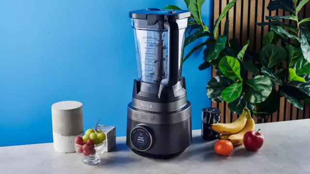 Ninja CrushBOSS Review: High-End Blending Without the Premium Price Tag