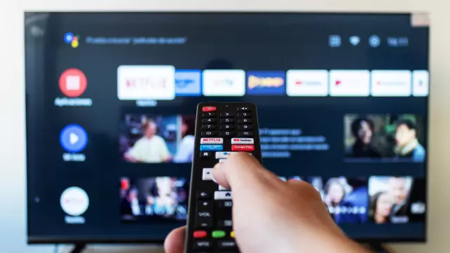 The Rise of the 'Dumb' TV: How AI is Helping Users Strip Bloatware from Modern Smart TVs