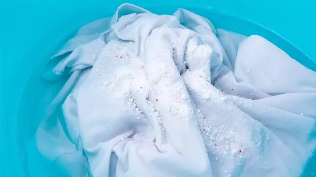 Stop Your White Towels From Turning Yellow: The Simple Laundry Bleach Rule