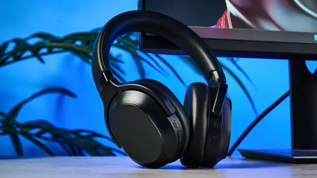 Razer Barracuda V2 Pro レビュー：優れたサウンドと快適さだが、199ドルの価値があるのか​​？