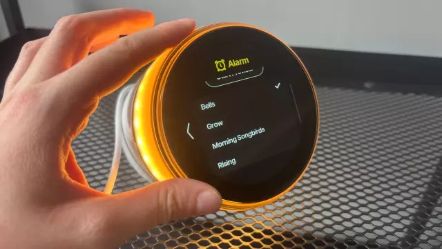 Ambient Dreamie Review: A Phone-Free Sunrise Alarm Clock and Sleep Assistant