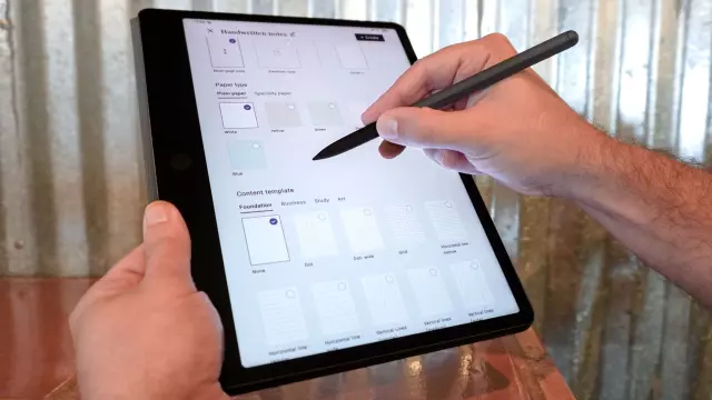 I finally found a tablet with a paper-like display that’s perfect for productivity without the distractions