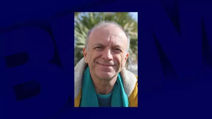 Komunální volby v Toulonu: Philippe Leroy, kandidát na viceprezidentku Magali Brunel, odstoupí z volebního závodu po kontroverzních výrocích týkajících se dcery Laure Lavaletteové.